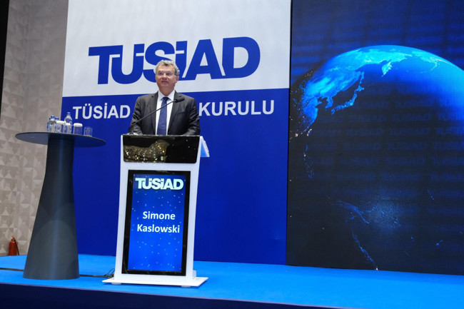 TÜSİAD'da Simone Kaslowski görevi devretti, Orhan Turan dönemi başladı - Resim : 1