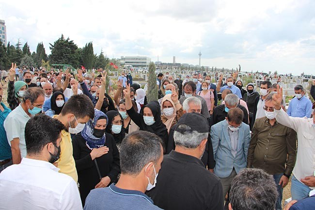 Mehmet Ali Çelebi son yolculuğuna uğurlandı - Resim : 1