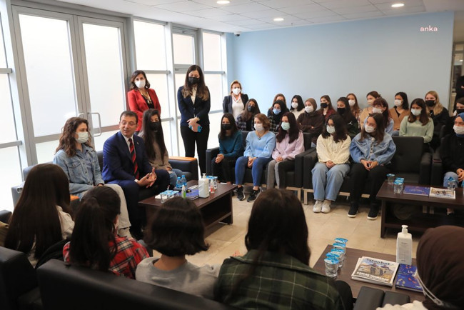 İmamoğlu'dan Rizeli öğrenciye: Şu siyaseti de bilim yaptınız ya helal olsun - Resim : 2