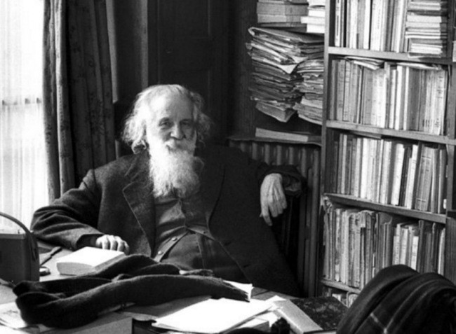 Bir Möbius şeridinin kaç yüzü vardır? - Resim : 1