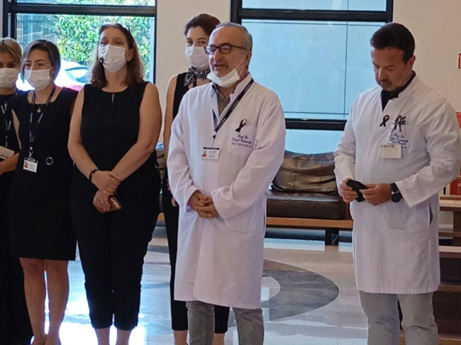 'Bakan istifa' sloganıyla yürüyen sağlık emekçilerine biber gazlı müdahale: Bizi de mi öldüreceksiniz? - Resim : 4