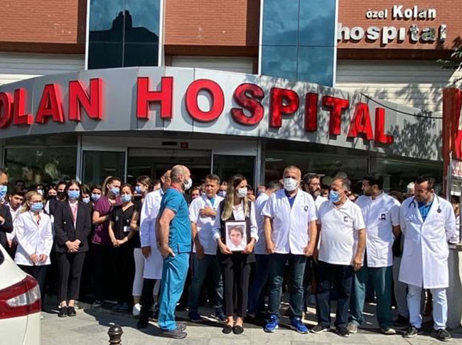 'Bakan istifa' sloganıyla yürüyen sağlık emekçilerine biber gazlı müdahale: Bizi de mi öldüreceksiniz? - Resim : 7