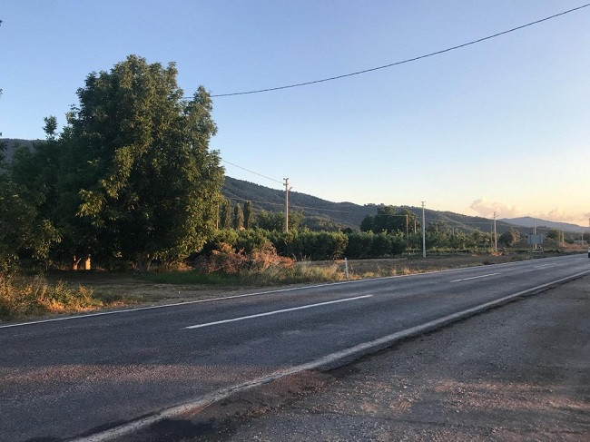 Yol yapmakla övünen AKP, 3 yıldır 20 kilometrelik yolu bitiremedi - Resim : 1