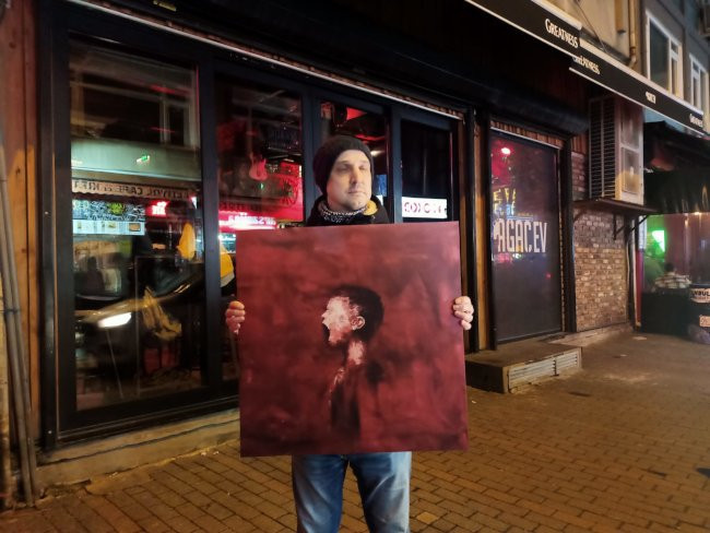 Rusya vatandaşından Kadıköy'de savaş karşıtı eylem - Resim : 2