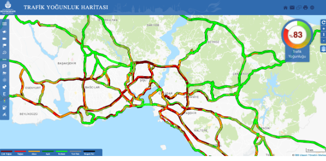 Yağış İstanbul trafiğini altüst etti: Yoğunluk yüzde 83 - Resim : 1