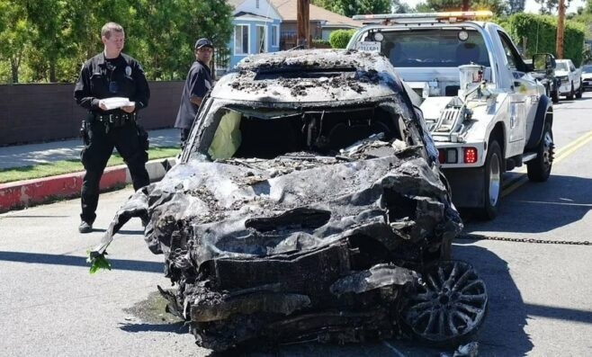 Trafik kazası geçiren ABD'li oyuncu Anne Heche, entübe edildi - Resim : 2