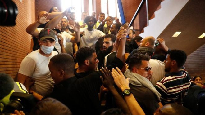 Londra'da yangın protestosu - Resim : 1