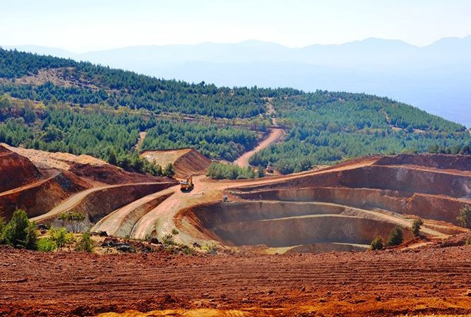 Maden sahasının yarattığı çevre katliamı, bir bölgenin çehresini ve adını değiştirtti - Resim : 1