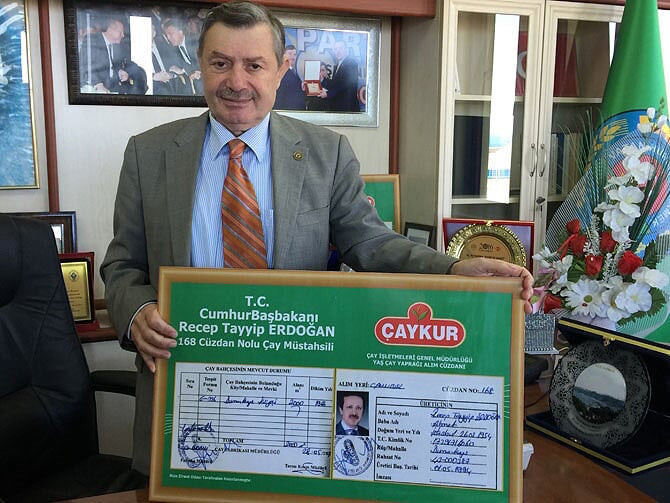 'Hükümet özel sektörü değil, 210 bin çay üreticisini memnun edecek fiyat açıklamalıdır' - Resim : 1