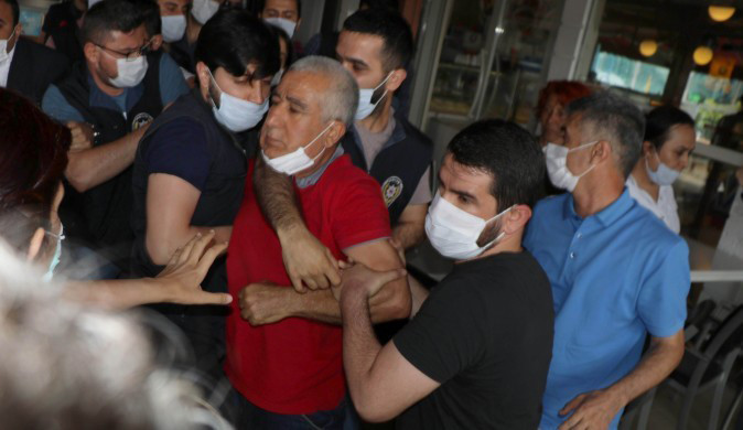 Canlı Blog: Pervin Buldan: Yürüyüşümüz demokrasiye, barışa ve adalete kavuşana kadar - Resim : 3