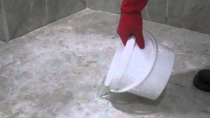 Ne Çamaşır Suyu Ne de Deterjan! Derz Aralarını Pamuk Gibi Parlatıyor - Resim: 2