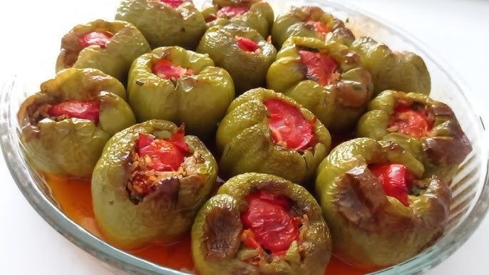 Tencerenin dibi tutmuyor! 1 bardak dökerseniz biber dolması daha iyi pişiyor - Resim: 2