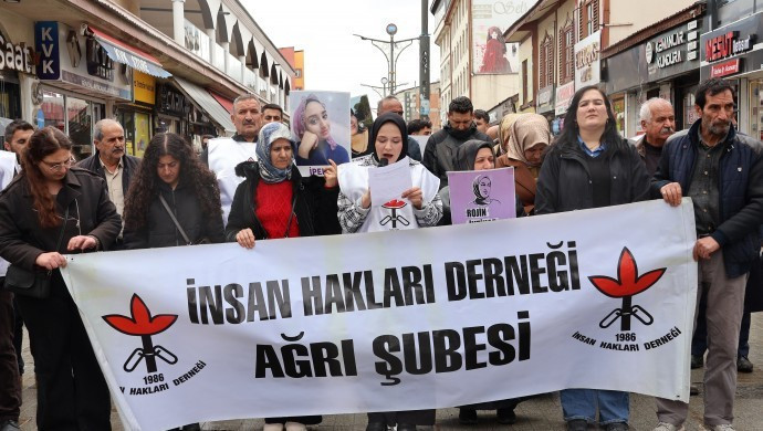 Avukatlar, İHD ve öğrenciler Gülistan Doku için eylem yaptı: Bu karanlık neden 6 yıl devam ettirildi? - Resim : 2