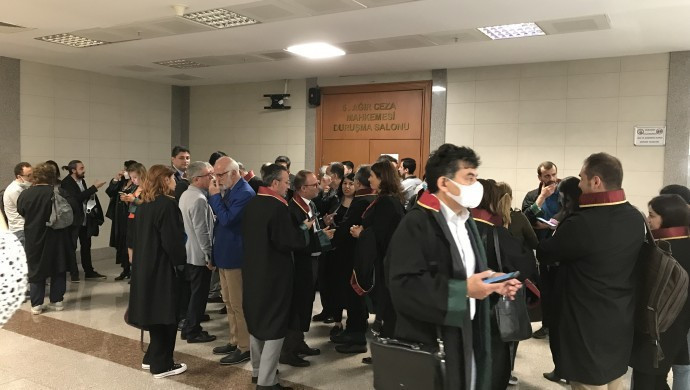 Avukatın belini kıran polisin yargılandığı davada zaman aşımı tehlikesi - Resim : 1