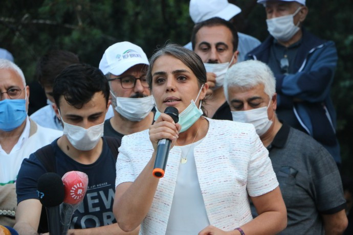 'Bu darbe de diğer darbeler gibi er ya da geç mücadelemizle sonuçlanacak' - Resim : 3