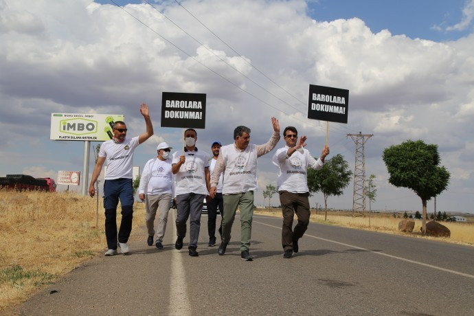 Diyarbakır, Urfa, Mardin ve Van baro başkanları Urfa’da birleşerek Ankara’ya hareket etti - Resim : 1