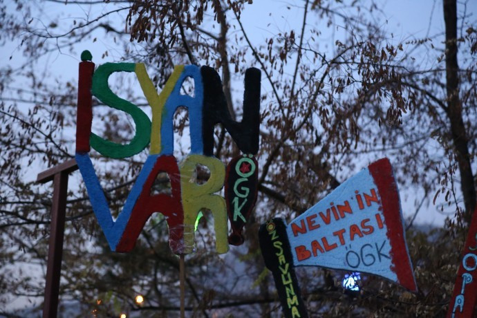 Kadınlar yürüdü: Yaşamak istiyoruz - Resim : 1