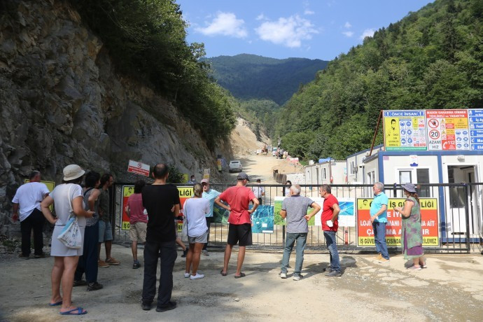 İkizdereliler taş ocağının kapısına dayandı: Bu ateş hepimizi yakacak - Resim : 1