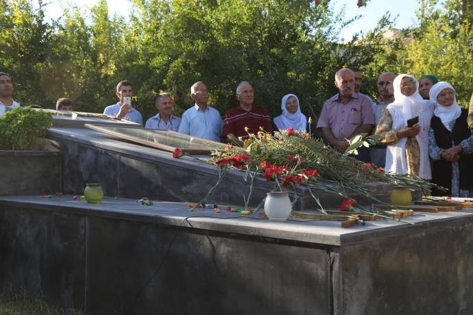 Koca Çınar Apê Musa anıldı - Resim : 2