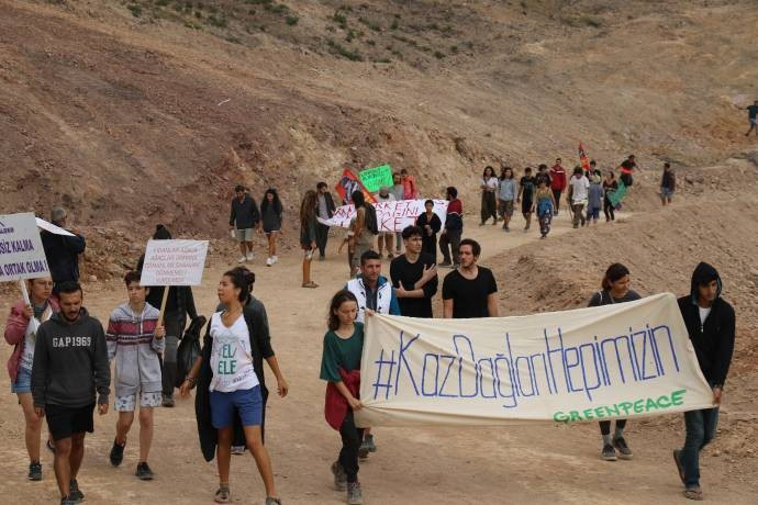Kazdağları'nda çölleştirilen alana tohum topları - Resim : 1