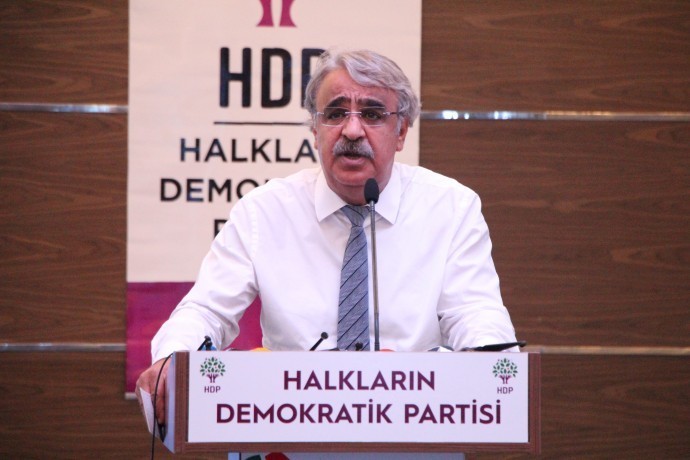 Sancar: Kürtlere demokratik siyasetten umudunuzu kesin diyorlar - Resim : 2