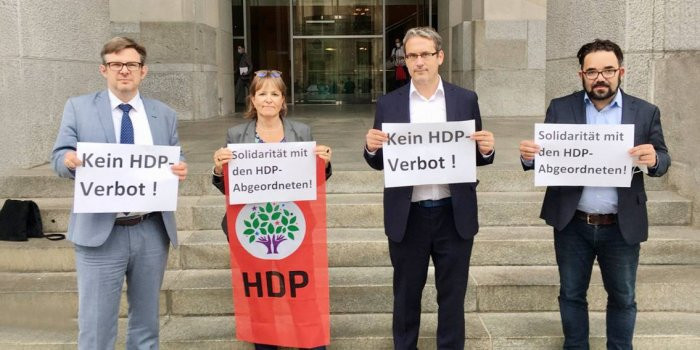 Alman vekillerden 'HDP’nin yanındayız' mesajı - Resim : 1