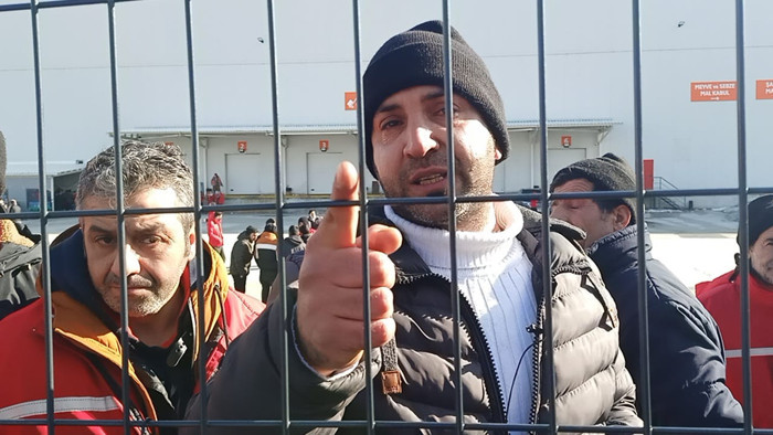 Migros depo işçileri: Kazanacağız, fakirin sırtından geçinme devri bitti artık! - Resim : 1