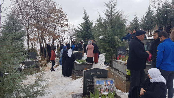 Roboski Katliamı'nın 8. yıl dönümü: Aileler siyaha büründü - Resim : 2
