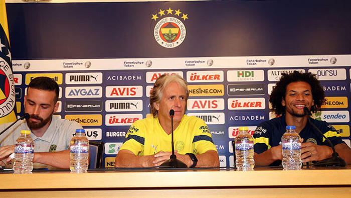 Jorge Jesus: Küçük takımlar haftada 1 maç yapar - Resim : 1