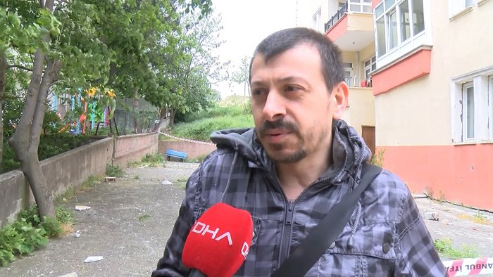 Deprem sanıldı: Beylikdüzü'nde sert esen rüzgar iki balkonun çökmesine neden oldu - Resim : 1