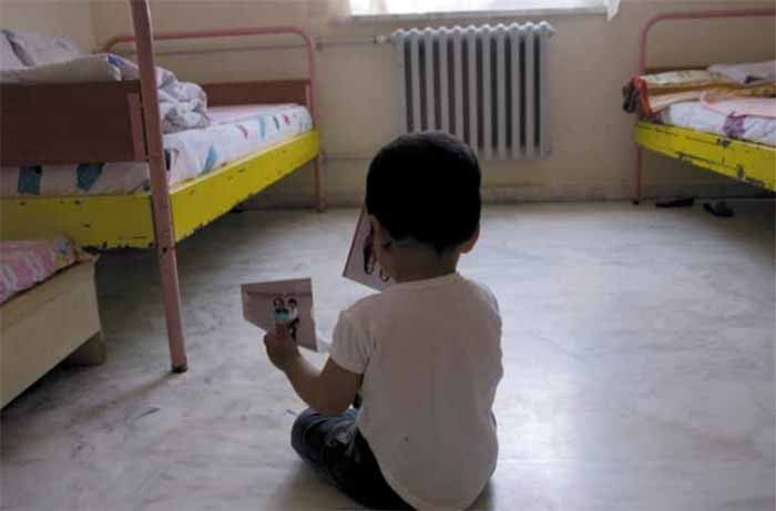 Aileleri cezaevinde olan ‘Tutsak Bebekler’ anne ve babaları için ağlıyor - Resim : 4