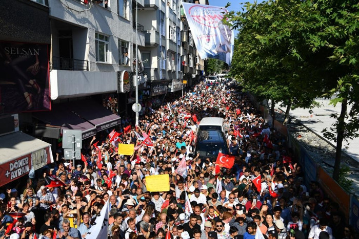 İmamoğlu'ndan Yıldırım'a öneri: Ortak yayının reklam gelirini bağış olarak verelim - Resim : 1