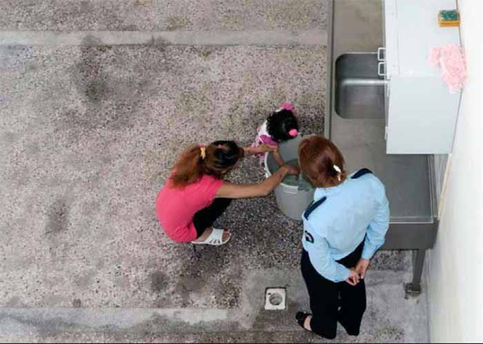 Aileleri cezaevinde olan ‘Tutsak Bebekler’ anne ve babaları için ağlıyor - Resim : 3