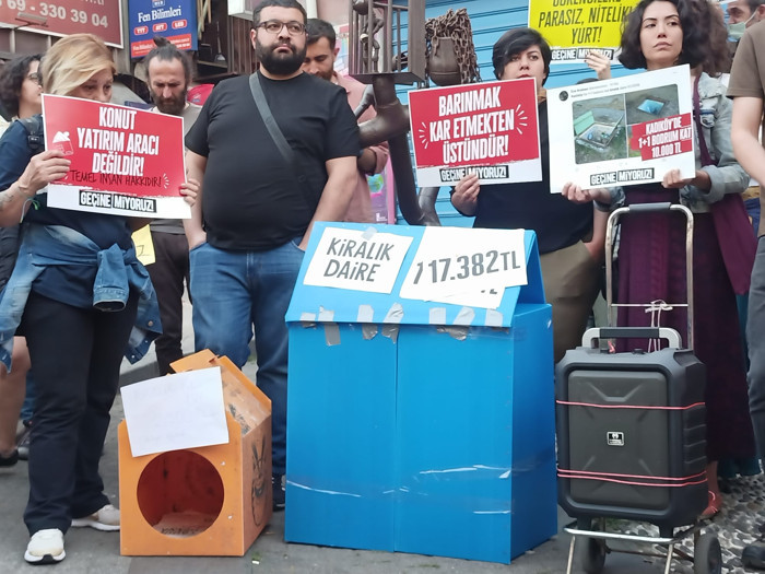 Ev kiralarındaki fahiş artış protesto edildi: İktidar ülkenin kanını emiyor - Resim : 1