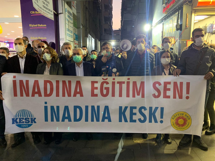 Diyarbakır'da 25 öğretmen gözaltına alındı, dosyaya gizlilik kararı konuldu - Resim : 1