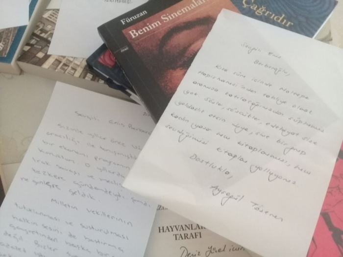 Kadın yazarlardan cezaevindeki gazetecilere kitap - Resim : 1