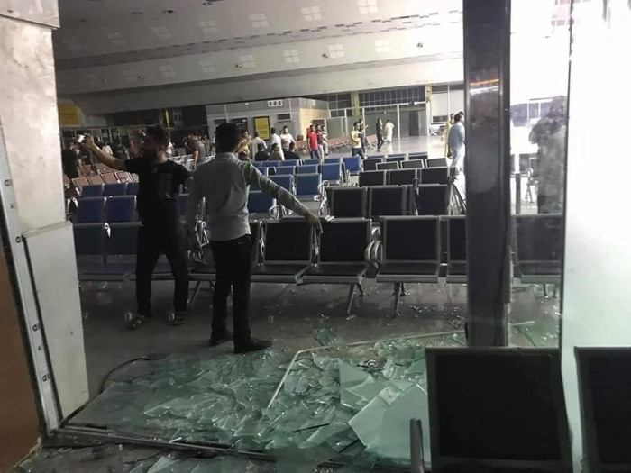 Irak'ta kitlesel gösteriler yayılıyor - Resim : 1
