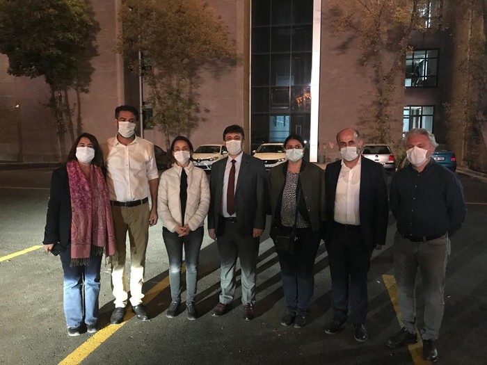 HDP operasyonu: 20 kişi tutuklama talebiyle mahkemeye sevk edildi - Resim : 1
