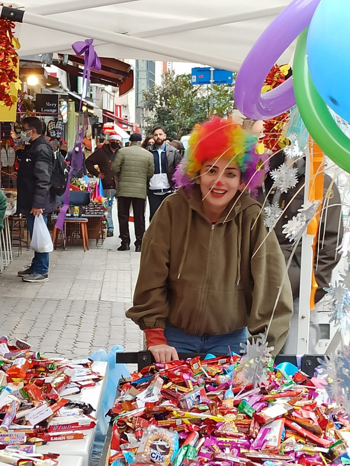 Yeldeğirmeni'nden çocuklara 'çikolata tadında bir yıl' dileği - Resim : 3