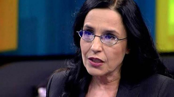 Erkek üzerinden devam ettirilen soy, mezar taşlarında da sürüyor: Anne ismi neden yok? - Resim : 3