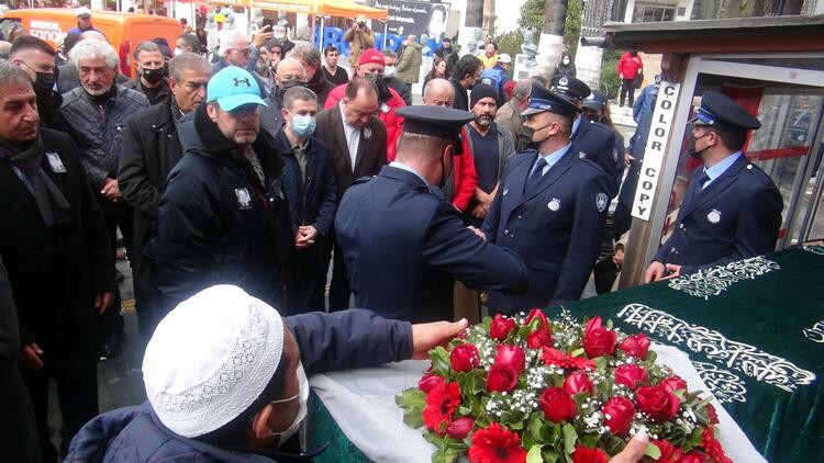 Akrep Nalan, cami hoparlöründen yükselen 'Halikarnas' şarkısıyla uğurlandı - Resim : 2