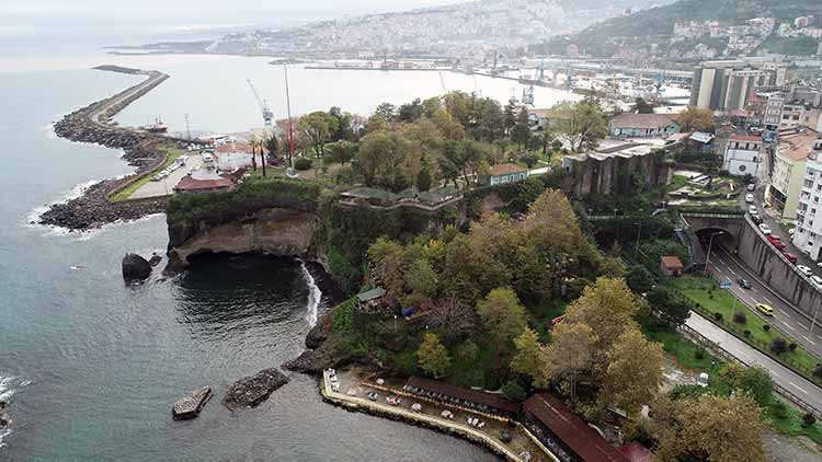 Cenevizliler'den kalma kaleyi davayla kazandılar: Teslim aldıktan sonra gerekirse kalede yaşayabiliriz - Resim : 1