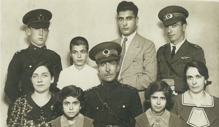 Ailemizin ilk ‘komünist’i - Resim : 3