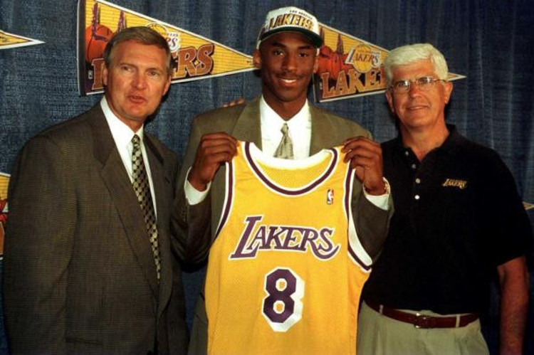 Hey Kobe; binlerce çocuk dışında bir de kadın peşinde olabilir - Resim : 1