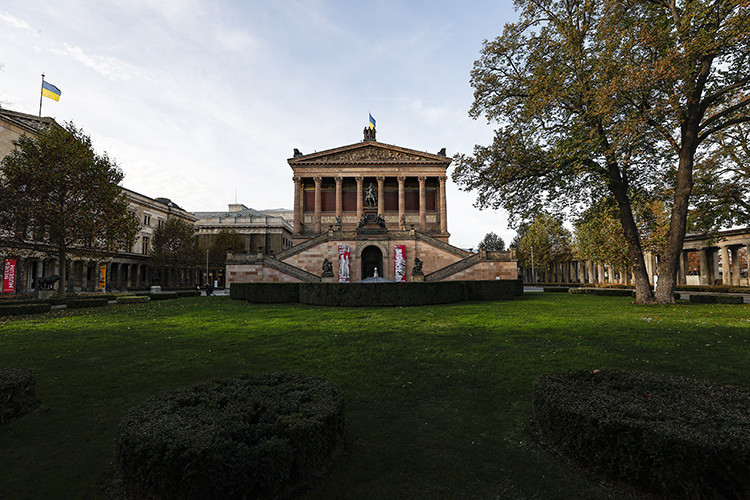 11-2022-10112022-berlin3.jpg