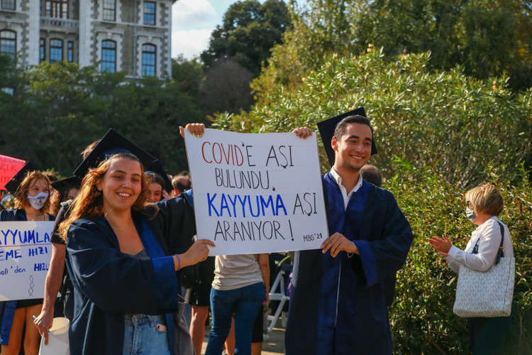 Boğaziçi Üniversitesi'nde Alternatif Mezuniyet Töreni - Resim : 5