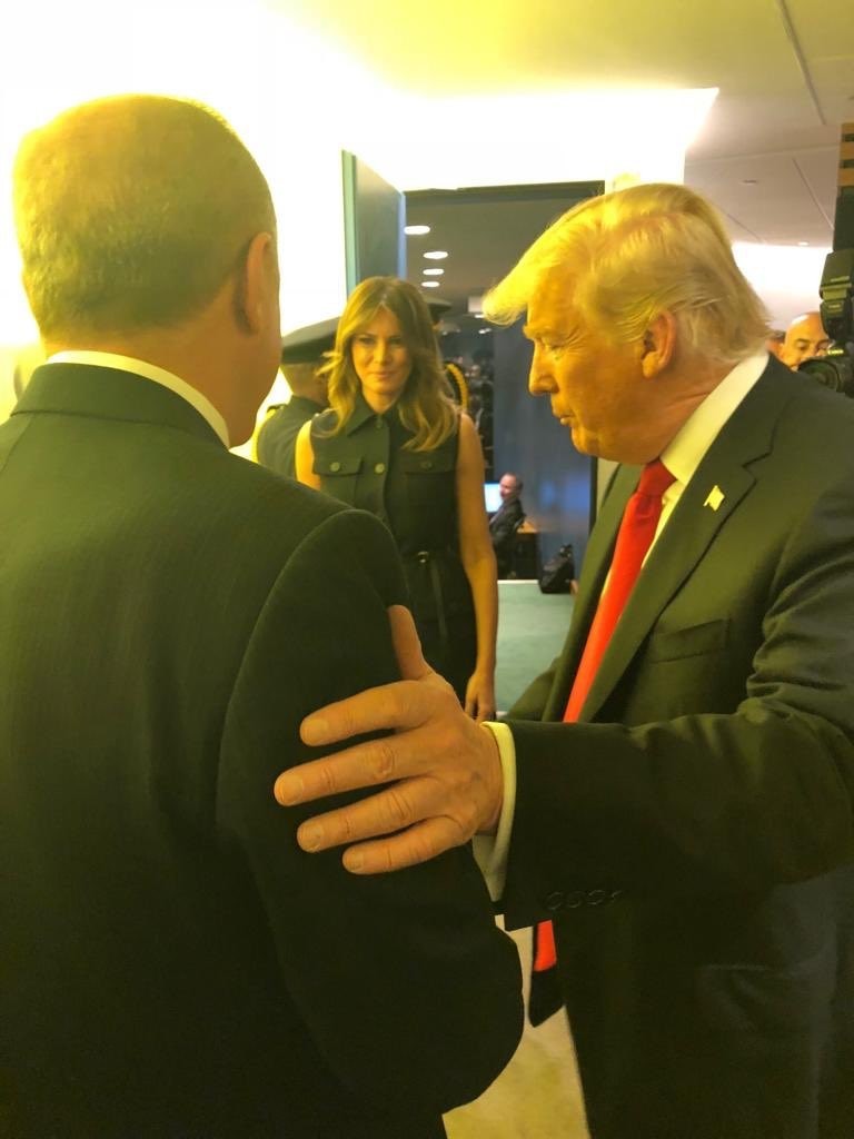 Erdoğan ile Trump ayaküstü sohbet etti - Resim : 1