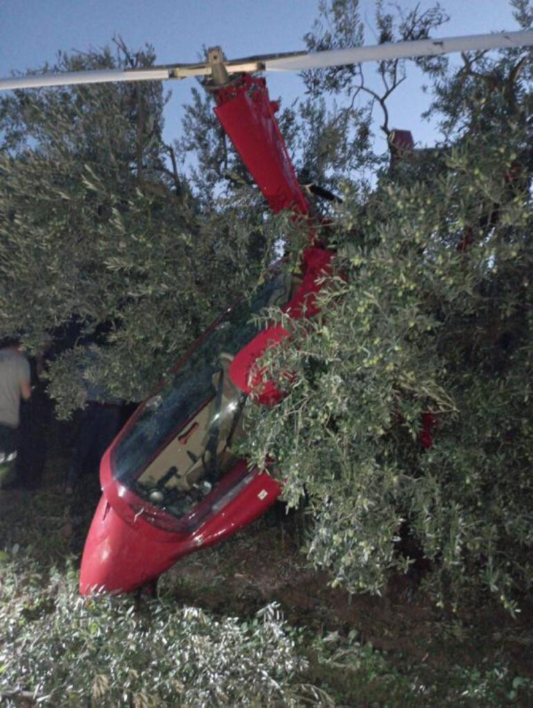 Motoru arızalanan gyrocopter, zeytinlikteki ağaçlara çarparak durabildi - Resim : 1