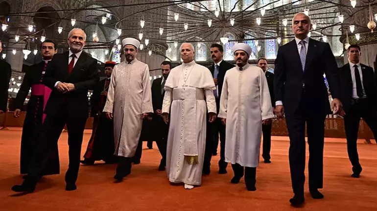 Papa, Mor Efrem Süryani Ortodoks Kilisesi'ni ziyaret etti - Resim : 1