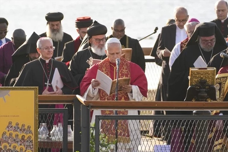 Papa 14. Leo İznik'te ayine katıldı - Resim : 2